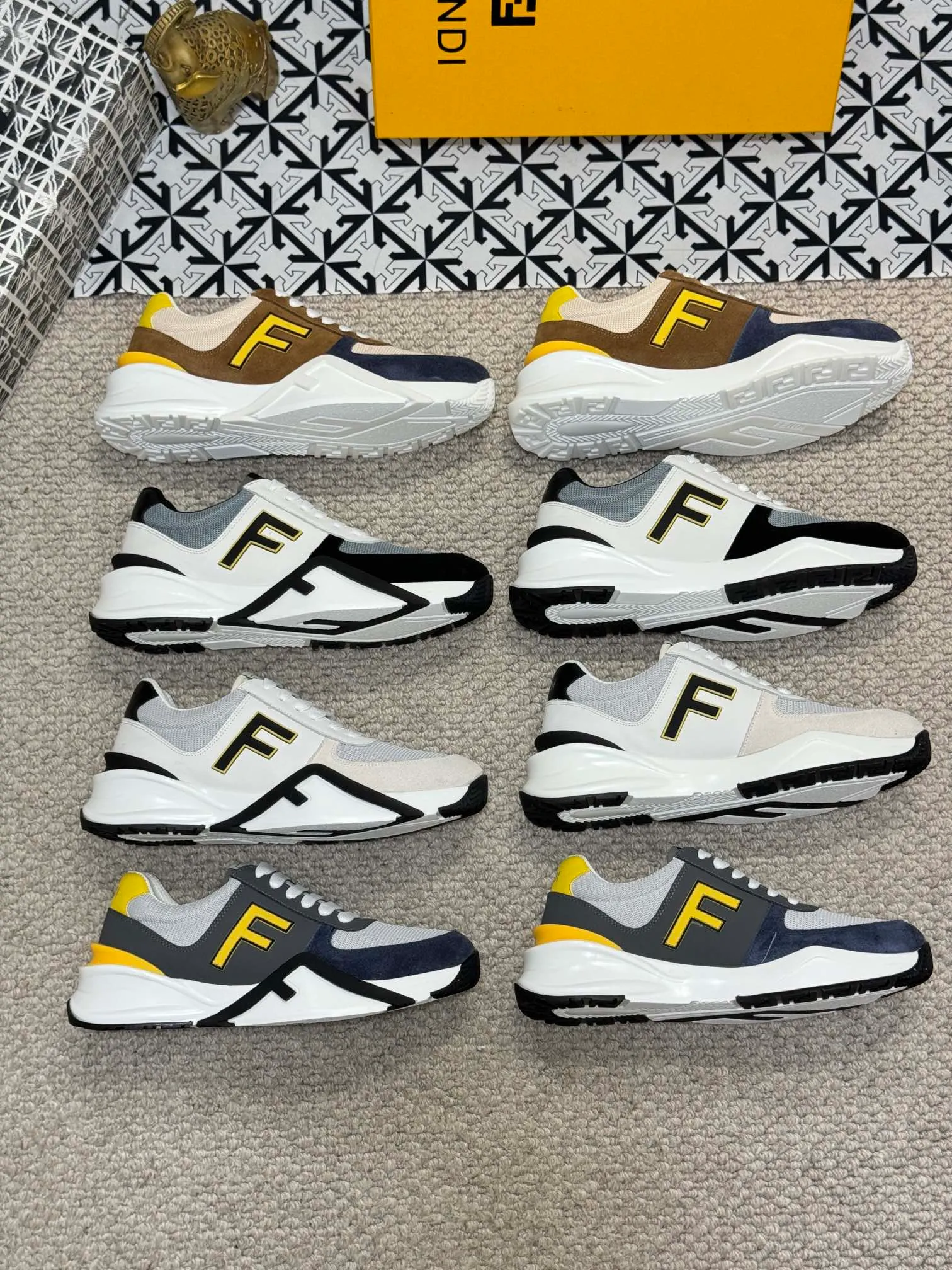 Men's men's shoes 💰520 [New style] 🦥🦥 Original quality - Fendi ◾️▫️F D🆕 Spring and summer new men's slip-on sneakers, with elastic straps, side zippers, and corrugated soles engraved with F. Embossed Fendi Flow lettering on the heel. Mixed material of high-tech fabric and black suede. FF graphic tongue. Ultra-light and wear-resistant EVA sole. Size: 38-44 (45 customized